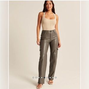 Vegan Leather Cargo 90s Relaxed Pant